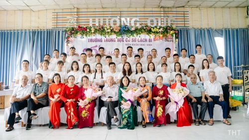HỒI KÝ 25 NĂM “HỌC TẬP & TRƯỞNG THÀNH” TRƯỜNG THCS CÁCH BI
